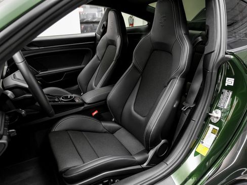 Used 2026 Porsche 911 GT3 RWD image 37
