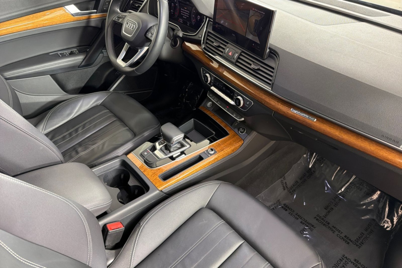 Used 2023 Audi Q5 2.0T Premium Plus w/ Premium Plus Package AWD/4WD image 14
