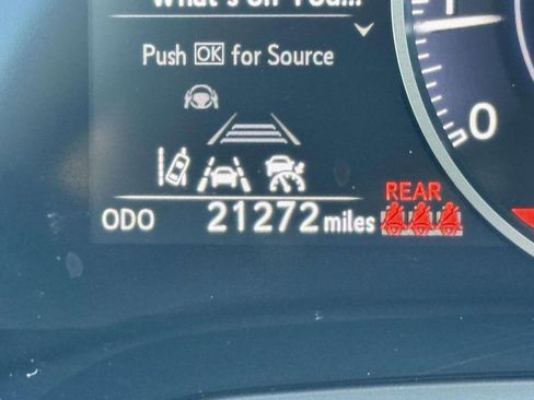 Used 2023 Lexus RX 350 Premium image 31