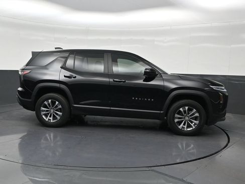 Used 2025 Chevrolet Equinox LT w/ Safety and Technology Package FWD image 7