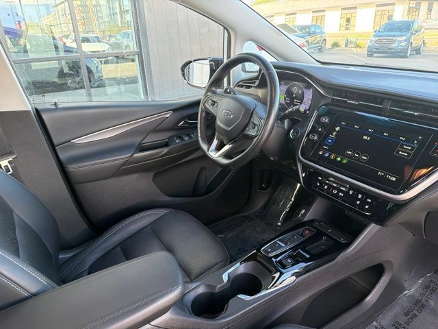 Used 2023 Chevrolet Bolt LT FWD image 11