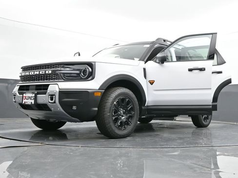 New 2025 Ford Bronco Sport Badlands w/ Badlands Tech Package image 60