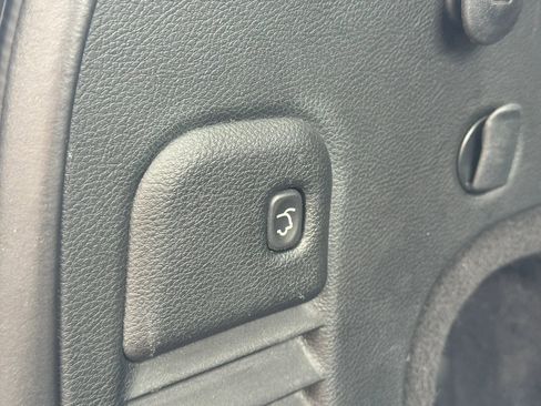 Used 2015 Jeep Grand Cherokee Altitude AWD/4WD image 13