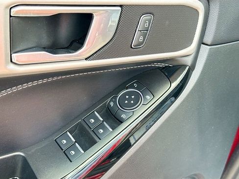 Used 2022 Ford Explorer ST image 20