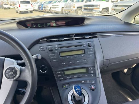 Used 2011 Toyota Prius Two image 25