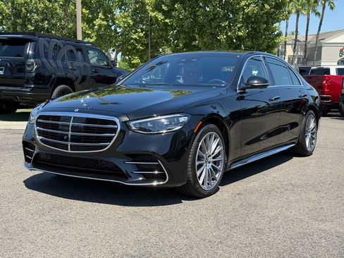 Certified 2026 Mercedes-Benz S 500 4MATIC image 10