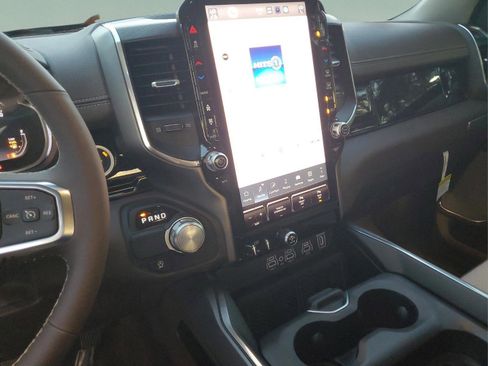 Certified 2026 RAM 1500 Laramie image 27