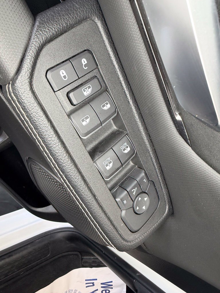 Used 2025 RAM 1500 Sport AWD/4WD image 17