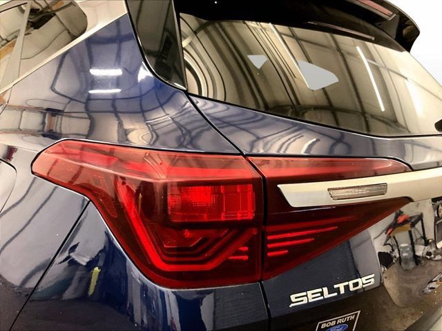 Used 2021 Kia Seltos S AWD/4WD image 28