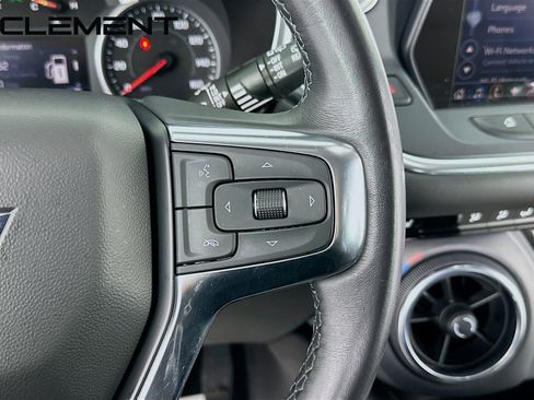 Used 2022 Chevrolet Blazer LT FWD image 17