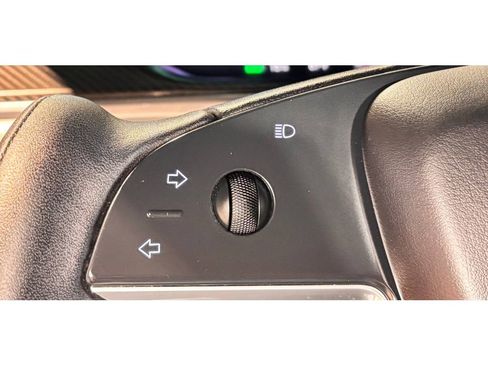 Used 2022 Tesla Model X Plaid image 27