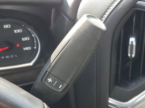 Used 2021 Chevrolet Silverado 1500 LT Trail Boss image 26