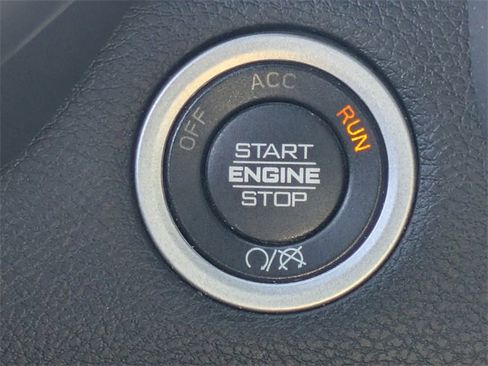 Used 2024 RAM 3500 Big Horn image 29