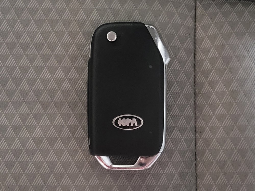 Used 2021 Kia Soul LX FWD image 32
