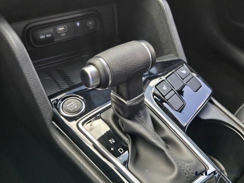 Certified 2025 Kia Sportage EX image 26