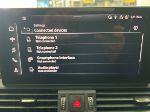 Used 2023 Audi Q5 Premium w/ Convenience Package image 22