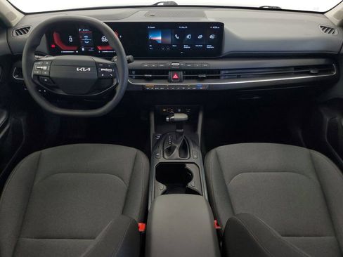 Used 2025 Kia K4 FWD image 14