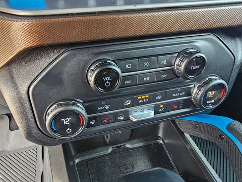Used 2021 Ford Bronco Outer Banks AWD/4WD image 22