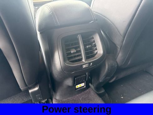 Used 2017 Jeep Cherokee Limited AWD/4WD image 7