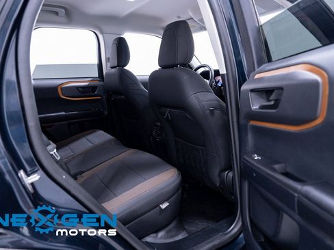 Used 2023 Ford Bronco Sport Badlands image 41
