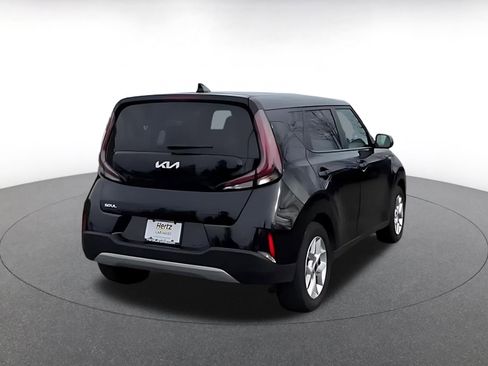 Used 2025 Kia Soul LX w/ LX Technology Package image 15