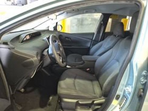 Used 2016 Toyota Prius Two FWD image 5