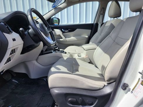Used 2022 Nissan Rogue Sport SL w/ Premium Package AWD/4WD image 16