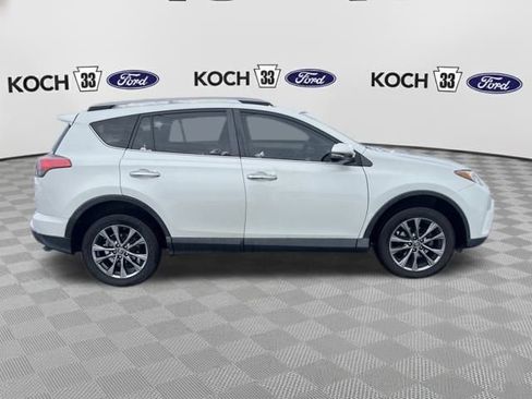 Used 2018 Toyota RAV4 Limited image 9
