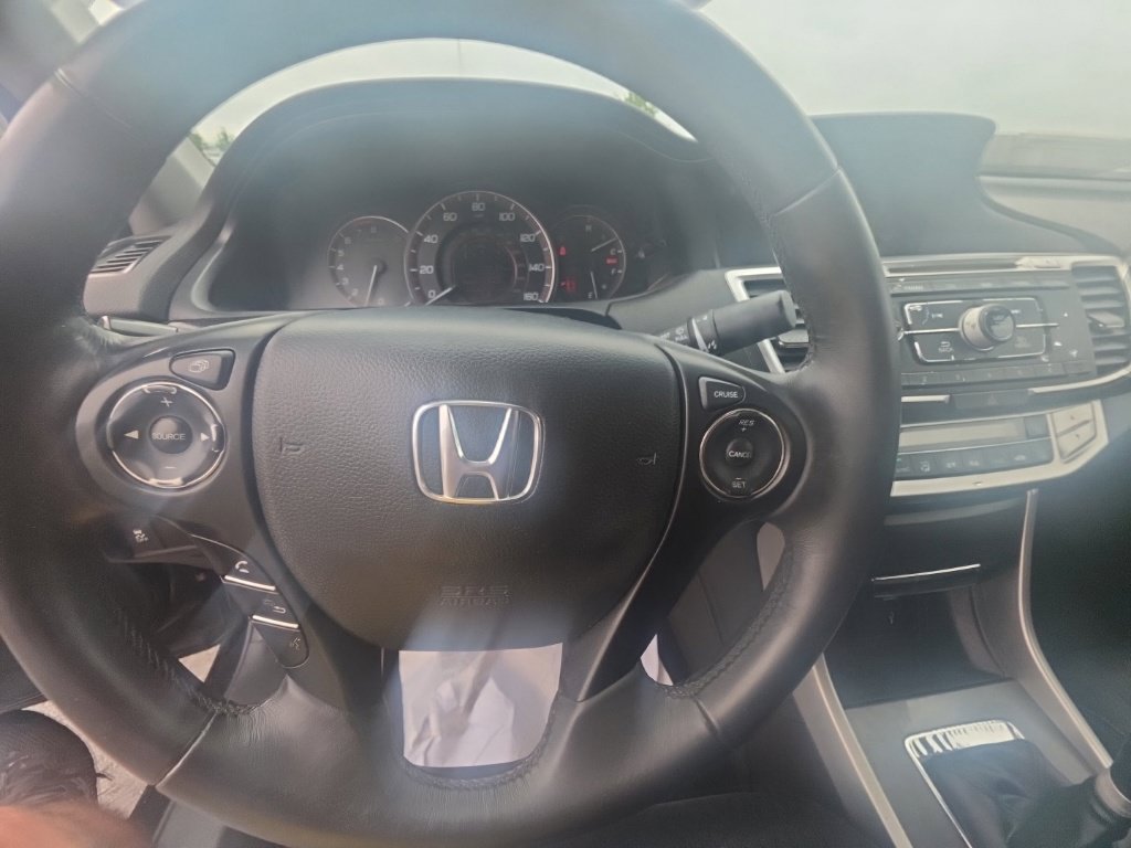 Used 2014 Honda Accord Sport image 16