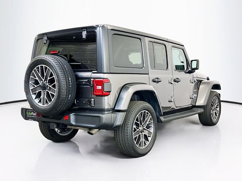 Used 2023 Jeep Wrangler Sahara w/ Cold Weather Group image 9