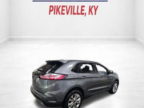 Used 2024 Ford Edge Titanium image 8