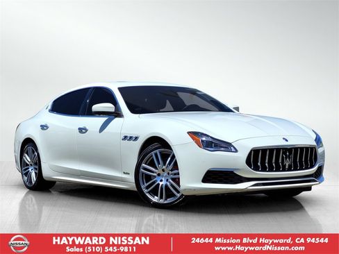 Used 2018 Maserati Quattroporte S GranLusso image 1