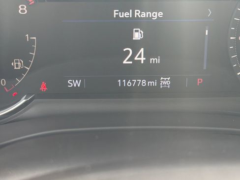 Used 2022 Cadillac XT6 Premium Luxury AWD/4WD image 17