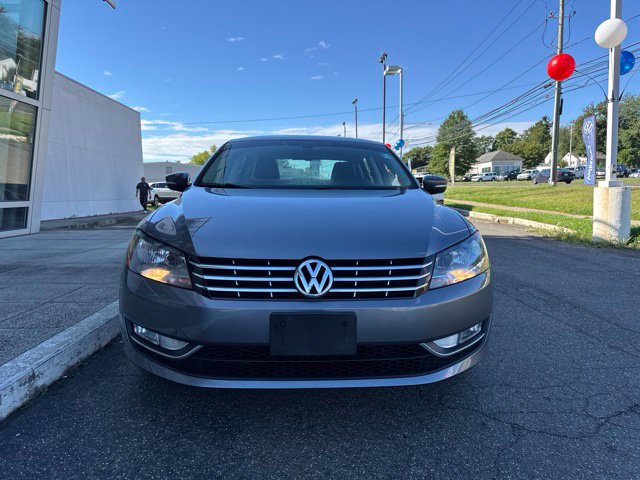 Used 2013 Volkswagen Passat TDI SE FWD image 3