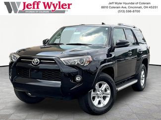 Used 2023 Toyota 4Runner SR5 Premium w/ Moonroof Package AWD/4WD video 1