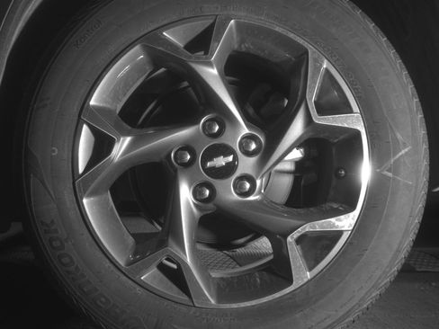 Used 2025 Chevrolet Trax LT w/ LT Convenience Package image 14