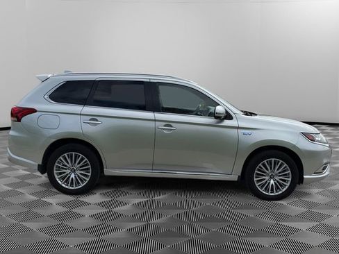 Used 2019 Mitsubishi Outlander GT AWD/4WD image 6