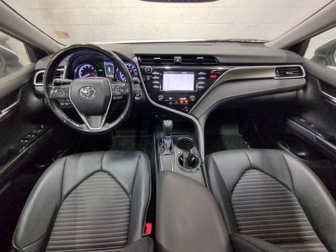 Used 2018 Toyota Camry L image 36