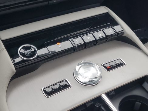 New 2026 Lincoln Navigator Reserve w/ Jet Appearance Package image 25