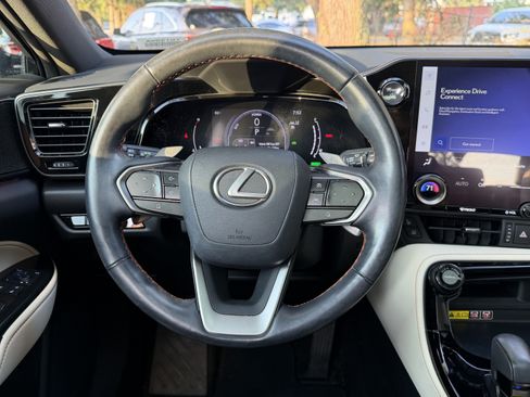 Used 2024 Lexus NX 350h AWD w/ Vision Package image 31