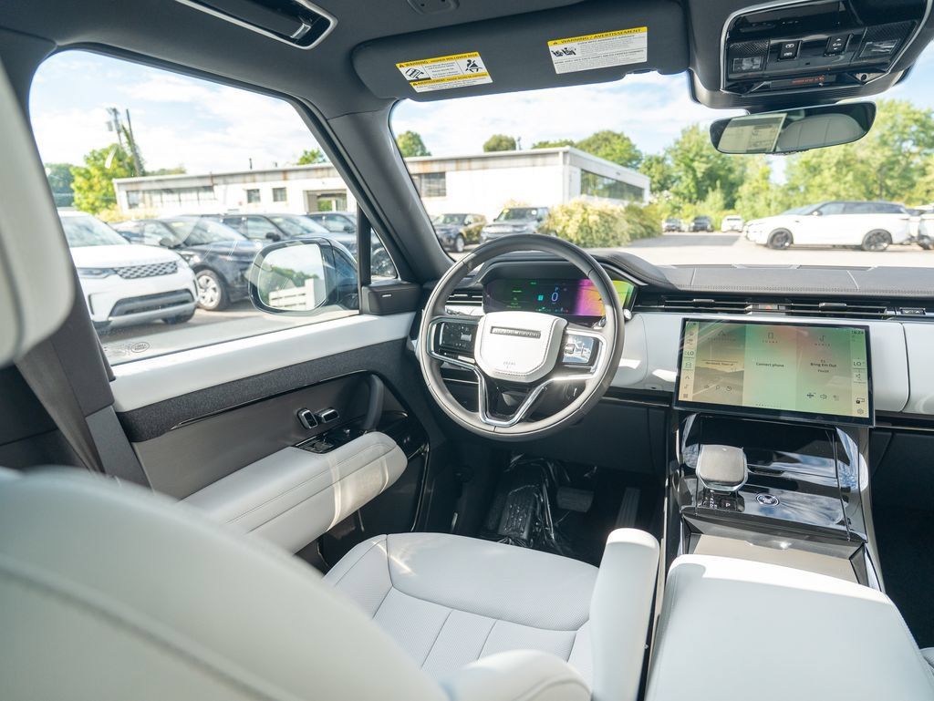 New 2027 Land Rover Range Rover Sport SE AWD/4WD image 18