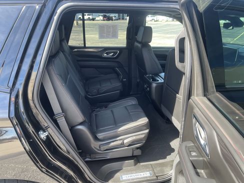 Used 2022 Chevrolet Tahoe RST w/ Luxury Package image 19