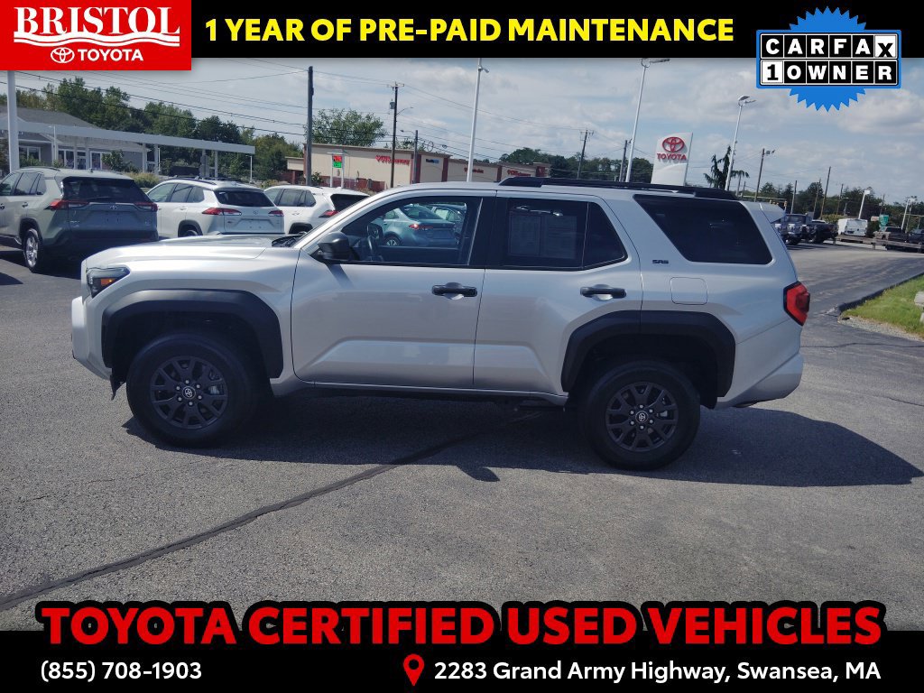 Certified 2025 Toyota 4Runner SR5 AWD/4WD image 5