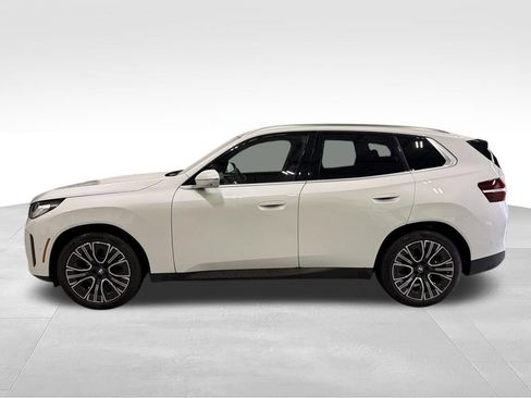 Used 2025 BMW X3 xDrive30i AWD/4WD image 2