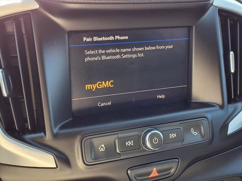 Used 2020 GMC Terrain SLE w/ Driver Convenience Package image 6