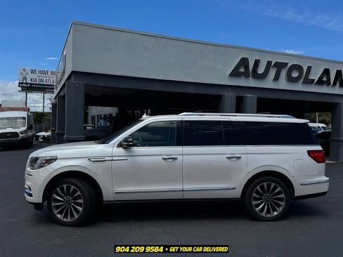 Used 2018 Lincoln Navigator L Select w/ Technology Package RWD image 3