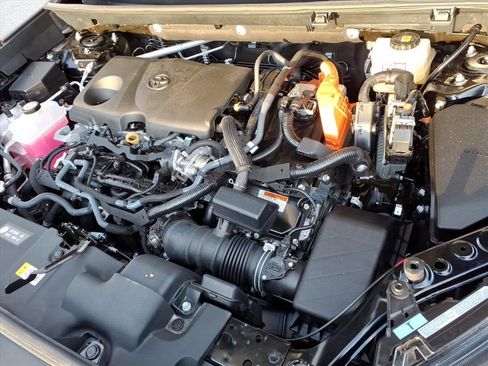 Certified 2025 Toyota RAV4 Woodland Edition image 27