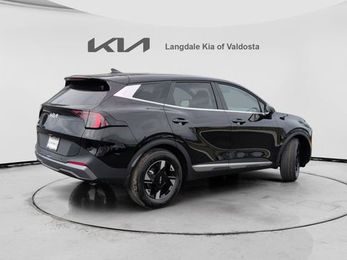 New 2026 Kia Sportage LX FWD image 4