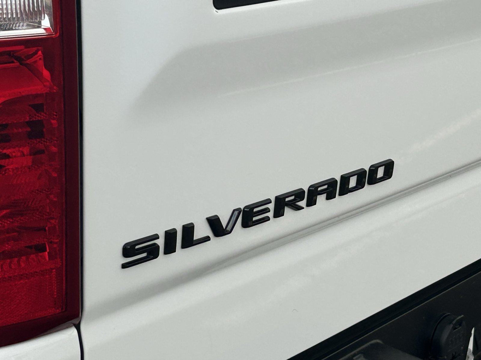 Used 2026 Chevrolet Silverado 1500 Custom w/ Turbomax Blackout Package RWD image 9