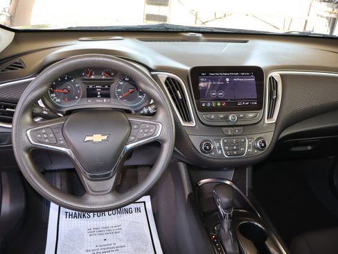 Used 2023 Chevrolet Malibu LT FWD image 24